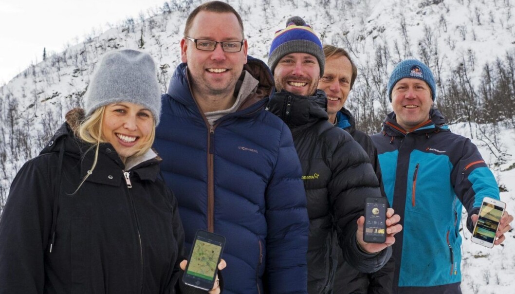 Teamet i Outtt, med Mari Mathews, Espen Oldeman Lund, Erlend Eggen, Dag Nordsveen og styreleder Øystein Valle. Foto: Eirik Høyme Rogn Teamet i Outtt, med Mari Mathews, Espen Oldeman Lund, Erlend Eggen, Dag Nordsveen og styreleder Øystein Valle. Foto: Eirik Høyme Rogn