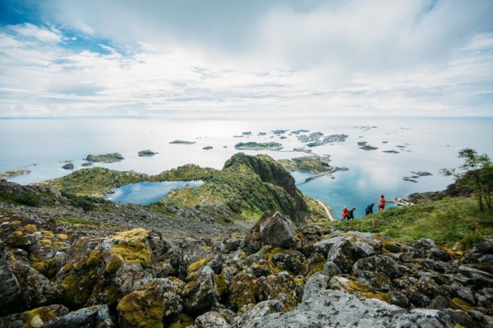 Fotografen Samuel Taipale er en del av Outtt-teamet. Dette bildet er fra Festvågtinden i Lofoten. Foto: Samuel Taipale Fotografen Samuel Taipale er en del av Outtt-teamet. Dette bildet er fra Festvågtinden i Lofoten. Foto: Samuel Taipale
