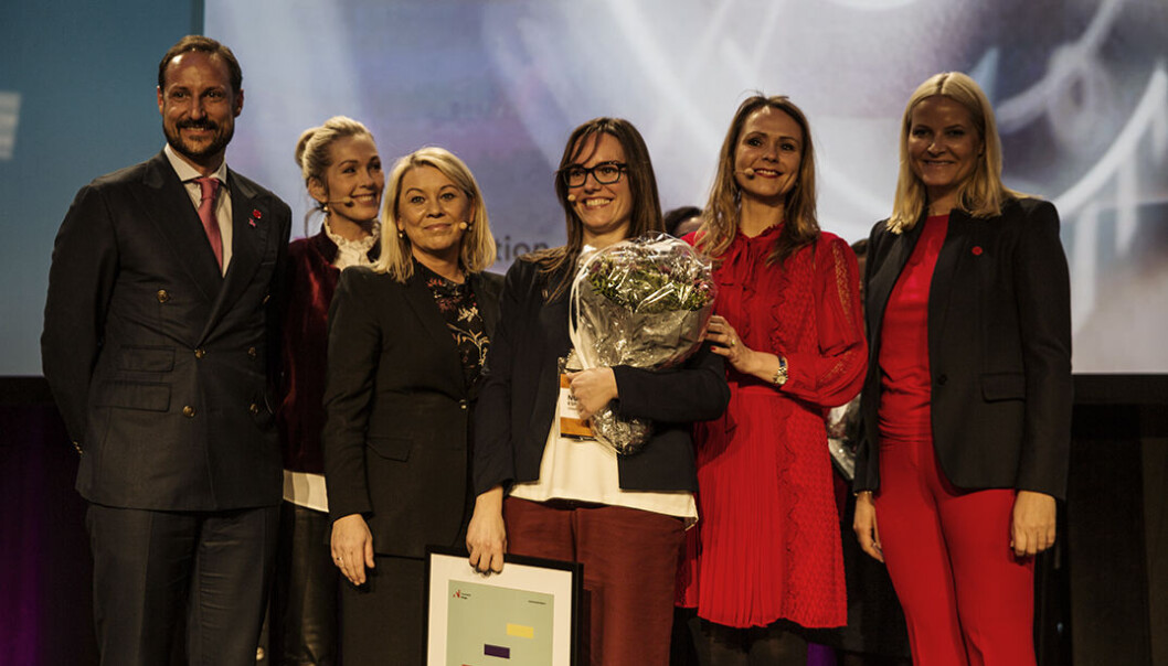Nuria Espallargas, Seram Coatings, omflakket av ministere, kronprinsparet og en sjef i Innovasjon Norge. Nuria Espallargas, Seram Coatings, omflakket av ministere, kronprinsparet og en sjef i Innovasjon Norge.