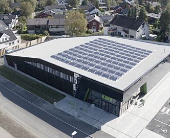 Byggovasjon: Solceller og grunnbrønner gjør at denne butikken produserer mer energi enn den bruker
