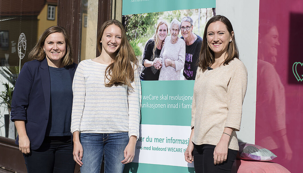 Silje Robinson (til venstre), ergoterapeut Åsne Mathisen som er leder for Helseteamet i weCare og Kristine Askvik. Foto: Kristines sønn som var med på jobb en ettermiddag Silje Robinson (til venstre), ergoterapeut Åsne Mathisen som er leder for Helseteamet i weCare og Kristine Askvik. Foto: Kristines sønn som var med på jobb en ettermiddag