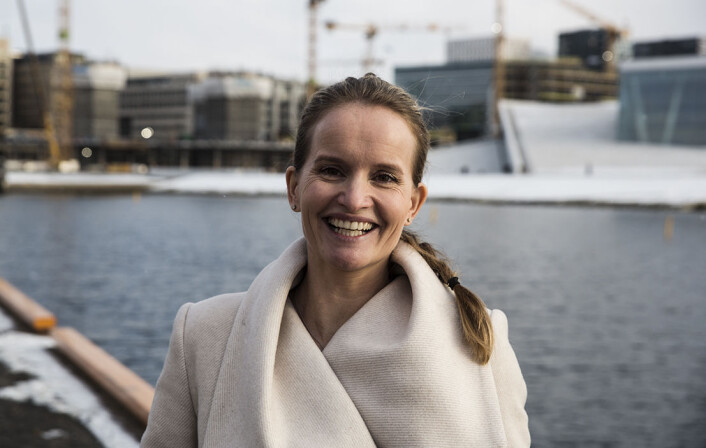 Marianne Bratt Ricketts i Vibbio "multitasker" seg gjennom morgenen når mannen hennes er i Norge. Foto: Per-Ivar Nikolaisen Marianne Bratt Ricketts i Vibbio "multitasker" seg gjennom morgenen når mannen hennes er i Norge. Foto: Per-Ivar Nikolaisen