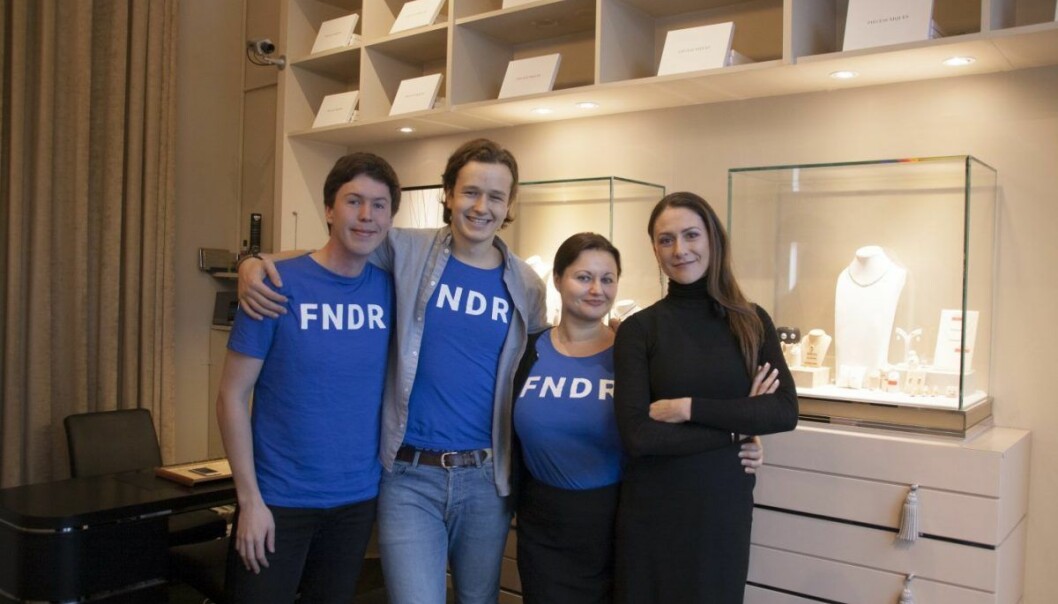 Fra venstre: Anders Scnell, Alexander Schussel, Ina von Turow og butikkeier Sandrine Munoz. Foto: FNDR