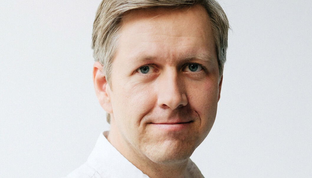 Nicolai Skarsgård fra Hjemmelagene forteller at deres legeordning er en oppfriskning av gamledagers besøksordning for leger. Foto: Åsmund Holien-Mo Nicolai Skarsgård fra Hjemmelagene forteller at deres legeordning er en oppfriskning av gamledagers besøksordning for leger. Foto: Åsmund Holien-Mo