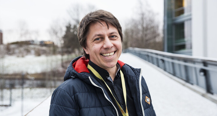 Småbarnsfar Daniel Senn fikk ideen til Poio da han skulle lære egne barn å lese. Foto: Per-Ivar Nikolaisen Småbarnsfar Daniel Senn fikk ideen til Poio da han skulle lære egne barn å lese. Foto: Per-Ivar Nikolaisen