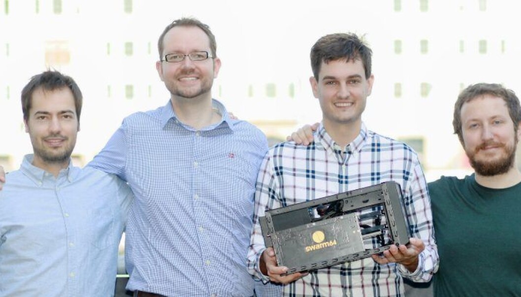 Swarm64-gründerne i 2015: (f.v) David Geier, Thomas Richter, Eivind Liland og Alfonso Martinez (Foto: Grüenderszene). Swarm64-gründerne i 2015: (f.v) David Geier, Thomas Richter, Eivind Liland og Alfonso Martinez (Foto: Grüenderszene).