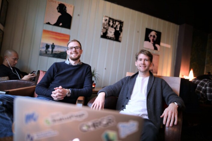 Pål Torgersen, COO i Synq og Kasper Niclas Andersen, designer og medgründer av Synq. Foto: Lucas Weldeghebriel Pål Torgersen, COO i Synq og Kasper Niclas Andersen, designer og medgründer av Synq. Foto: Lucas Weldeghebriel