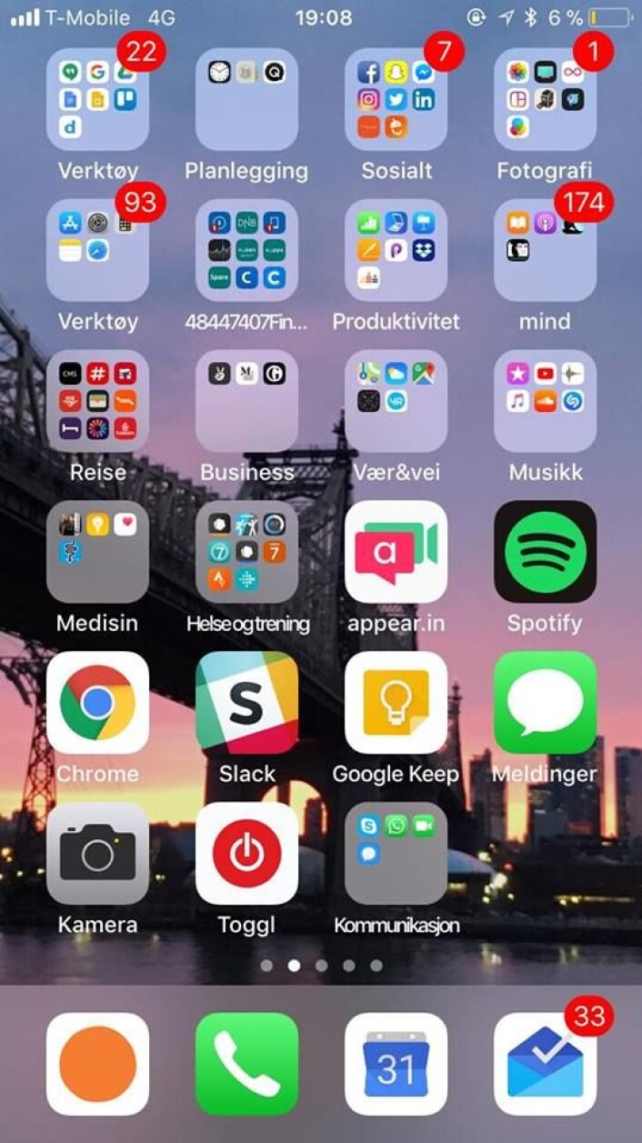 Myhren forteller at hun har en "overload" av apper på mobilen, men at hun har en struktur i mylderet. Myhren forteller at hun har en "overload" av apper på mobilen, men at hun har en struktur i mylderet.