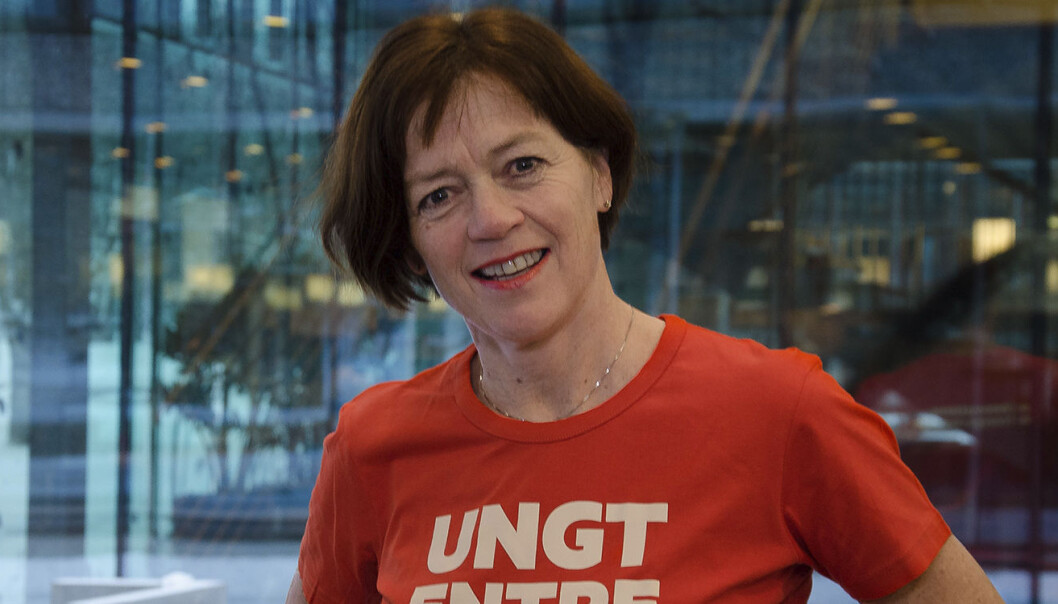 Grete Ingeborg Nykkelmo, leder for Ungt Entreprenørskap Norge, husker fortsatt den gang hun falt på ski mens kong Olav satt på kongetribunen for å se skirenn. Grete Ingeborg Nykkelmo, leder for Ungt Entreprenørskap Norge, husker fortsatt den gang hun falt på ski mens kong Olav satt på kongetribunen for å se skirenn.