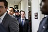 Zuckerberg i slips på plass i Kongressen: I kveld er det klar for grilling