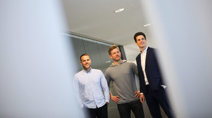 NETTBIL: (fra venstre) Anders Espelund (gründer og daglig leder i Nettbil), Eirik Thorsen (medgründer i Nettbil) og Antoine Thebault (Direktør forretningsutvikling i Aller Media), Foto: Lucas Weldeghebriel NETTBIL: (fra venstre) Anders Espelund (gründer og daglig leder i Nettbil), Eirik Thorsen (medgründer i Nettbil) og Antoine Thebault (Direktør forretningsutvikling i Aller Media), Foto: Lucas Weldeghebriel