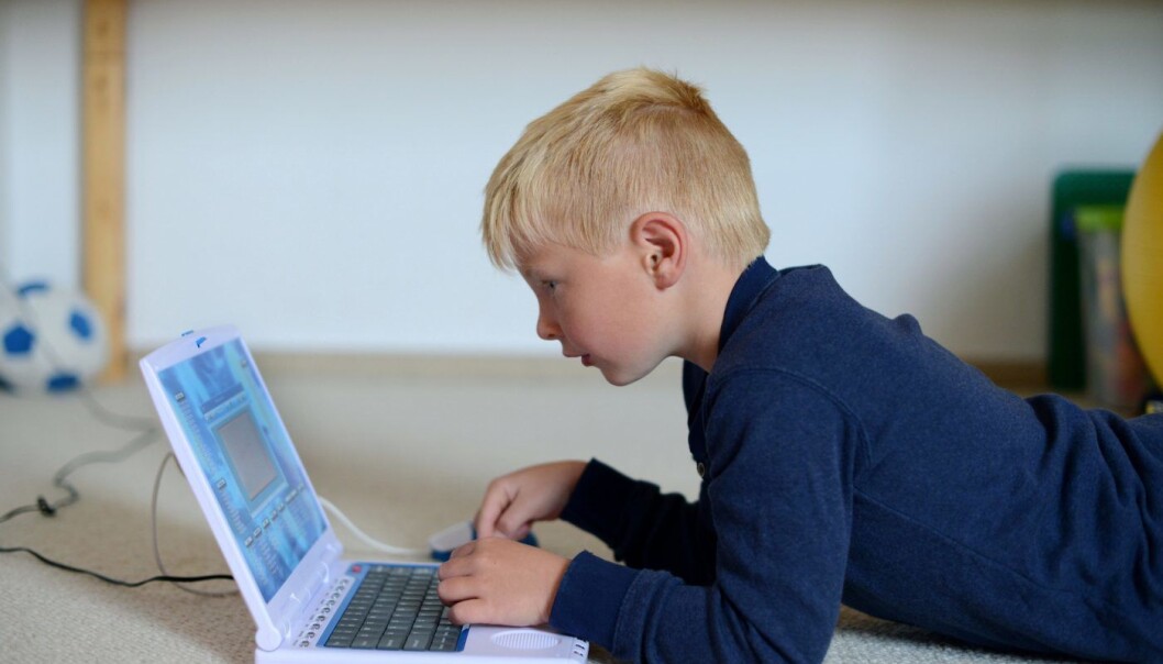 Vel halvparten av de 90 millionene som skal deles ut årlig, vil bli brukt på utvikling av digitale læremidler.
Foto: Frank May / NTB scanpix Vel halvparten av de 90 millionene som skal deles ut årlig, vil bli brukt på utvikling av digitale læremidler.
Foto: Frank May / NTB scanpix
