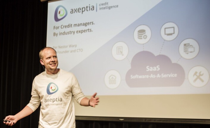 Per Nestor Warp i Axeptia under presentasjonen på StartupLabs Summer Pitch Party. Foto: Per-Ivar Nikolaisen Per Nestor Warp i Axeptia under presentasjonen på StartupLabs Summer Pitch Party. Foto: Per-Ivar Nikolaisen