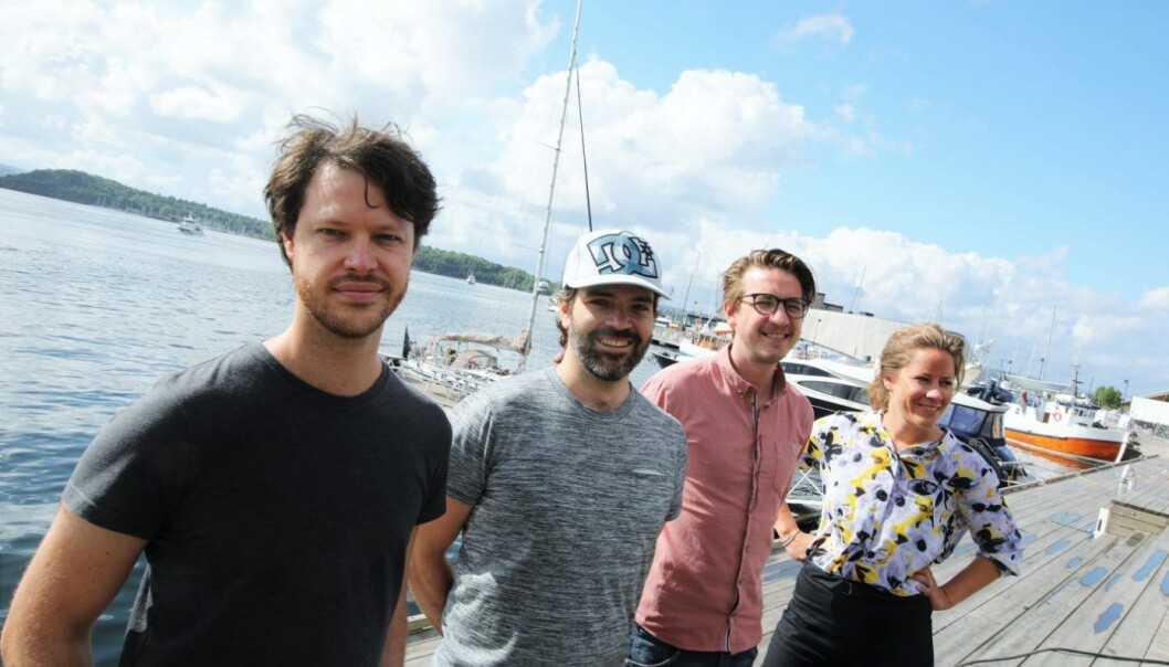 Lawbotics-teamet: fra venstre: Jamy Gold, front lead, Alexander Schwantes, CTO, Nicholas Leidenfeld, forretningsutvikler og Merete Nygaard, daglig leder. Foto: Lucas Weldeghebriel Lawbotics-teamet: fra venstre: Jamy Gold, front lead, Alexander Schwantes, CTO, Nicholas Leidenfeld, forretningsutvikler og Merete Nygaard, daglig leder. Foto: Lucas Weldeghebriel