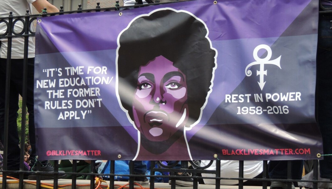Prince-fest. Foto: AP Photo/Nekesa Mumbi Moody Prince-fest. Foto: AP Photo/Nekesa Mumbi Moody