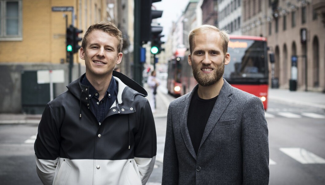 Andreas Jørgensen har solgt Mattilbud til Christian Birch. Foto: Per-Ivar Nikolaisen Andreas Jørgensen har solgt Mattilbud til Christian Birch. Foto: Per-Ivar Nikolaisen