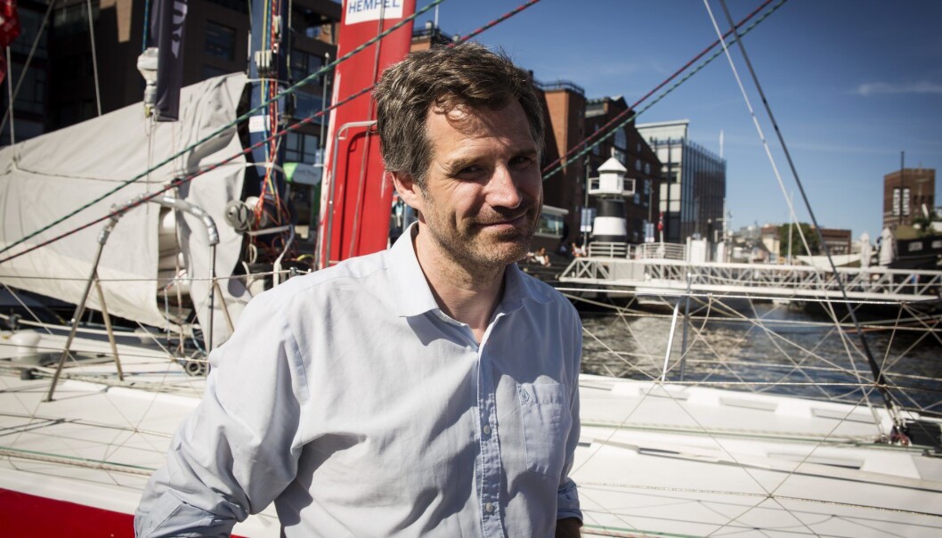 Alexander Woxen i StartupLab om bord på Shifters sommerbåt, som nå er blitt en sensommersbåt, EntrepreneurShipOne. Foto: Per-Ivar Nikolaisen Alexander Woxen i StartupLab om bord på Shifters sommerbåt, som nå er blitt en sensommersbåt, EntrepreneurShipOne. Foto: Per-Ivar Nikolaisen