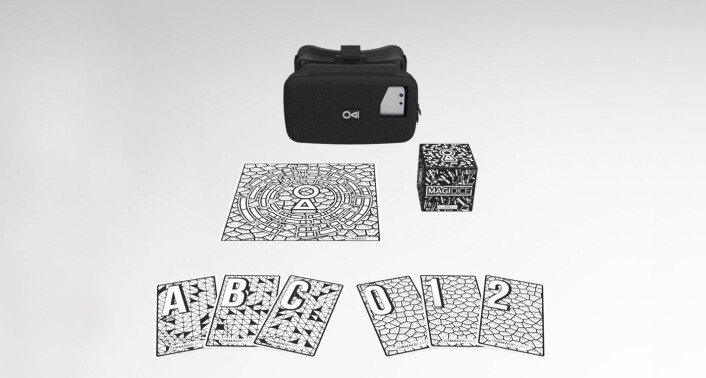 Ludenso sin MagiMask, med tilhørende MagiTile- og MagiDice-produkter. Hvert enkelt produkt brukes for å få AR-teknologien til å virke. Foto: Ludenso. Ludenso sin MagiMask, med tilhørende MagiTile- og MagiDice-produkter. Hvert enkelt produkt brukes for å få AR-teknologien til å virke. Foto: Ludenso.