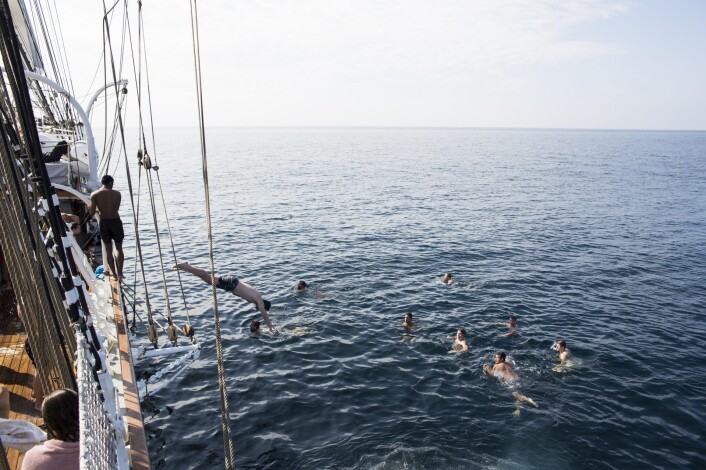 Stemningen var noe annen på vei ned til København, enn da xVoyage skulle tilbake til Oslo og vinden raste. Foto: Per-Ivar Nikolaisen Stemningen var noe annen på vei ned til København, enn da xVoyage skulle tilbake til Oslo og vinden raste. Foto: Per-Ivar Nikolaisen