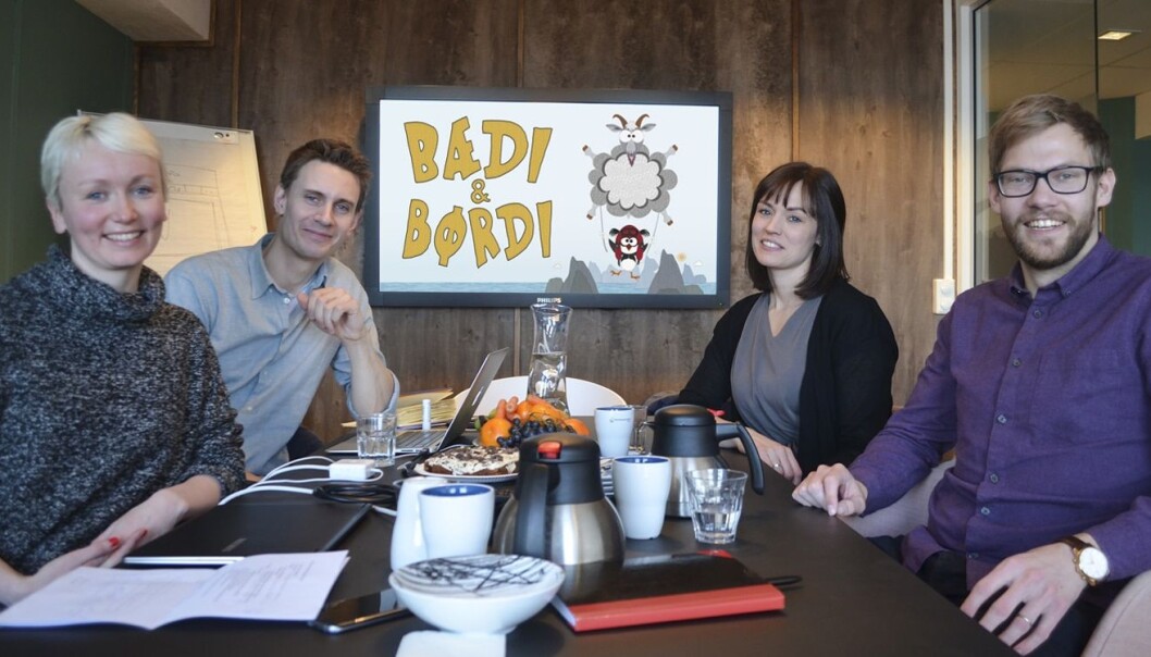 Teamet bak Bædi & Børdi, fra venstre til høyre: Linda Skipnes Strand, Alexander Nordaas og Helen Amundsen Halten. Helt til høyre sitter selskapets investor, Jørn Eidissen. Foto: Bædi & Børdi. Teamet bak Bædi & Børdi, fra venstre til høyre: Linda Skipnes Strand, Alexander Nordaas og Helen Amundsen Halten. Helt til høyre sitter selskapets investor, Jørn Eidissen. Foto: Bædi & Børdi.