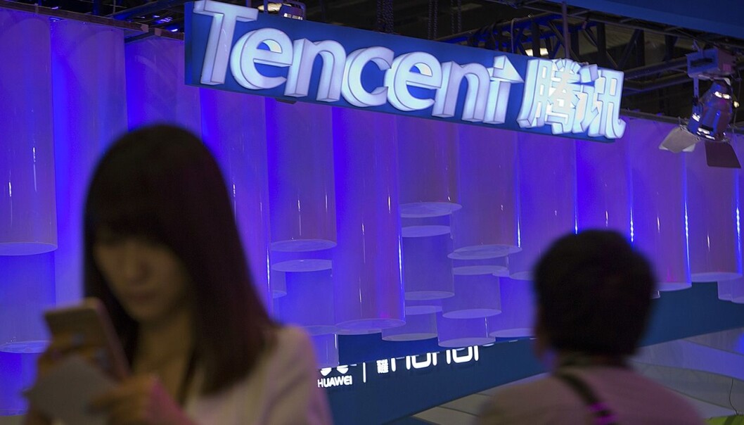 Tencent og Alibaba har gått ned til sammen 3000 milliarder i verdi. Foto: AP Photo/Mark Schiefelbein Tencent og Alibaba har gått ned til sammen 3000 milliarder i verdi. Foto: AP Photo/Mark Schiefelbein