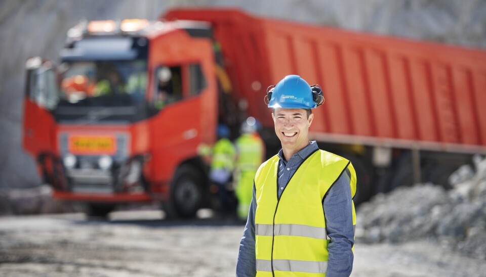 Sasko Cuklev, direktør for autonome løsninger i Volvo Trucks, mener avtalen med Brønnøy Kalk AS er et gjennombrudd. Foto: Volvo