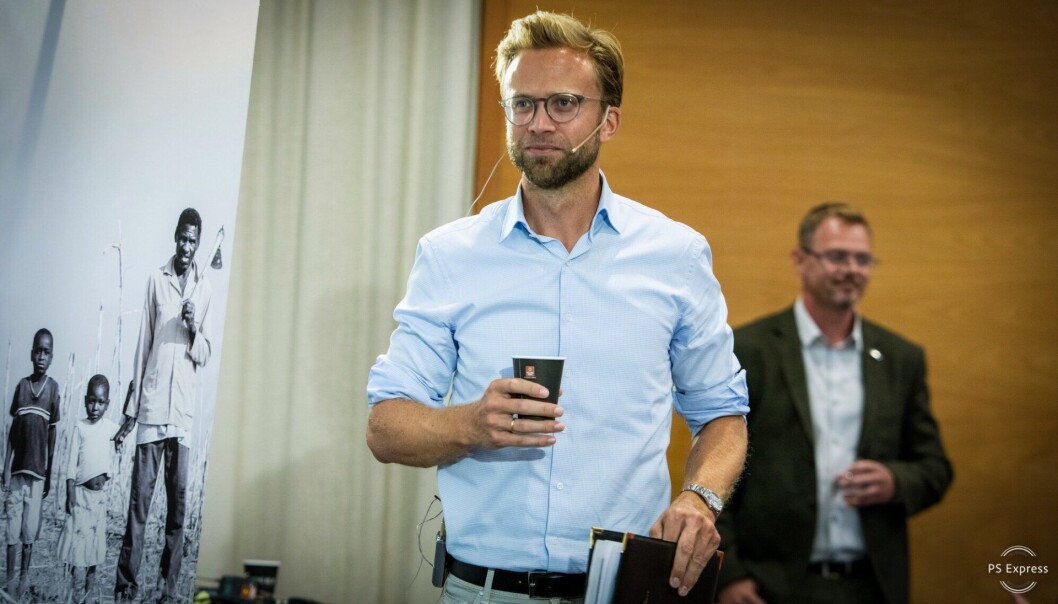 Nikolai Astrup (H) blir ny digitaliseringsminister. Nikolai Astrup (H) blir ny digitaliseringsminister.