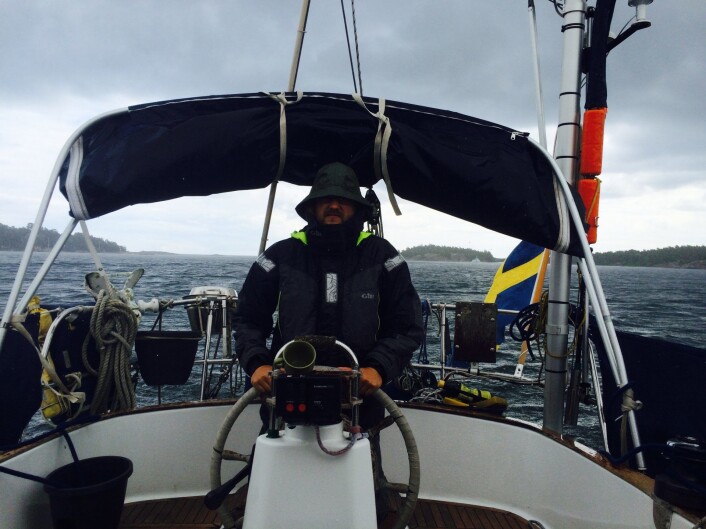 <strong>Tilbake til start:</strong> Simon Uldén (på bildet) og Lars Dysterud Hansen møttes da begge var på hver sin jordomseiling i 2012. Det ble startet på et nytt eventyr sammen. Foto: Privat <strong>Tilbake til start:</strong> Simon Uldén (på bildet) og Lars Dysterud Hansen møttes da begge var på hver sin jordomseiling i 2012. Det ble startet på et nytt eventyr sammen. Foto: Privat