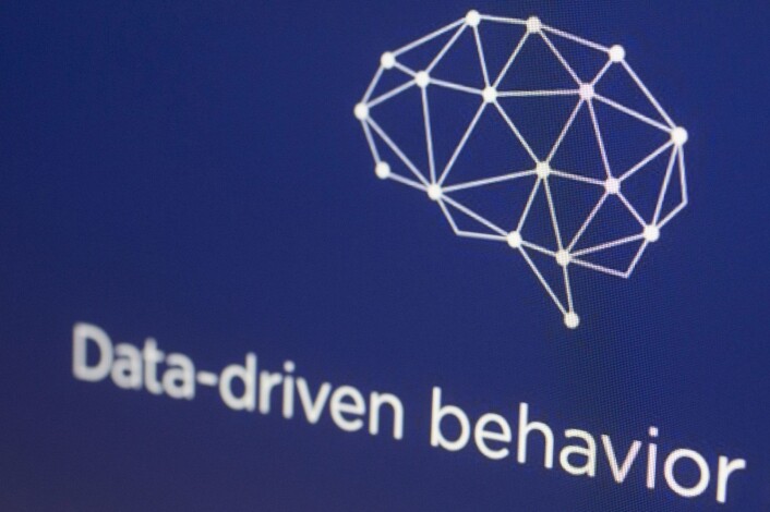 En grafisk fremstilling fra Cambridge Analytica sin nettside, vist frem på i New York i april 2018. Nå viser det seg at Facebook ikke helt har forlatt sine gamle uvaner -- og fortsatt overvåker folk over hele verden. Foto: AP Photo, Mark Lennihan En grafisk fremstilling fra Cambridge Analytica sin nettside, vist frem på i New York i april 2018. Nå viser det seg at Facebook ikke helt har forlatt sine gamle uvaner -- og fortsatt overvåker folk over hele verden. Foto: AP Photo, Mark Lennihan