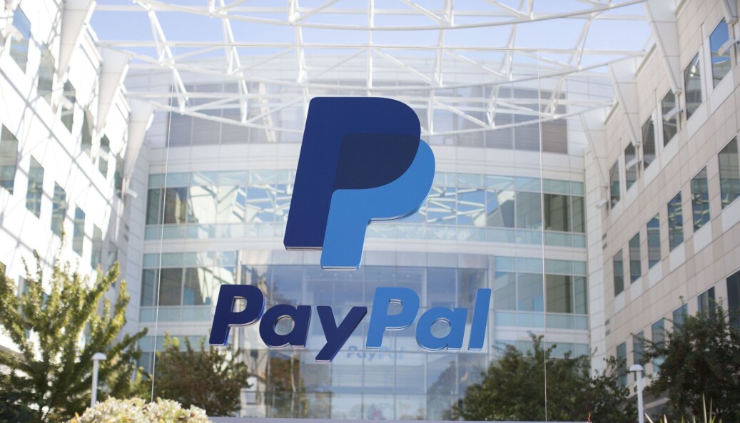 PayPal lanserer person-til-person betaling. PayPal lanserer person-til-person betaling.