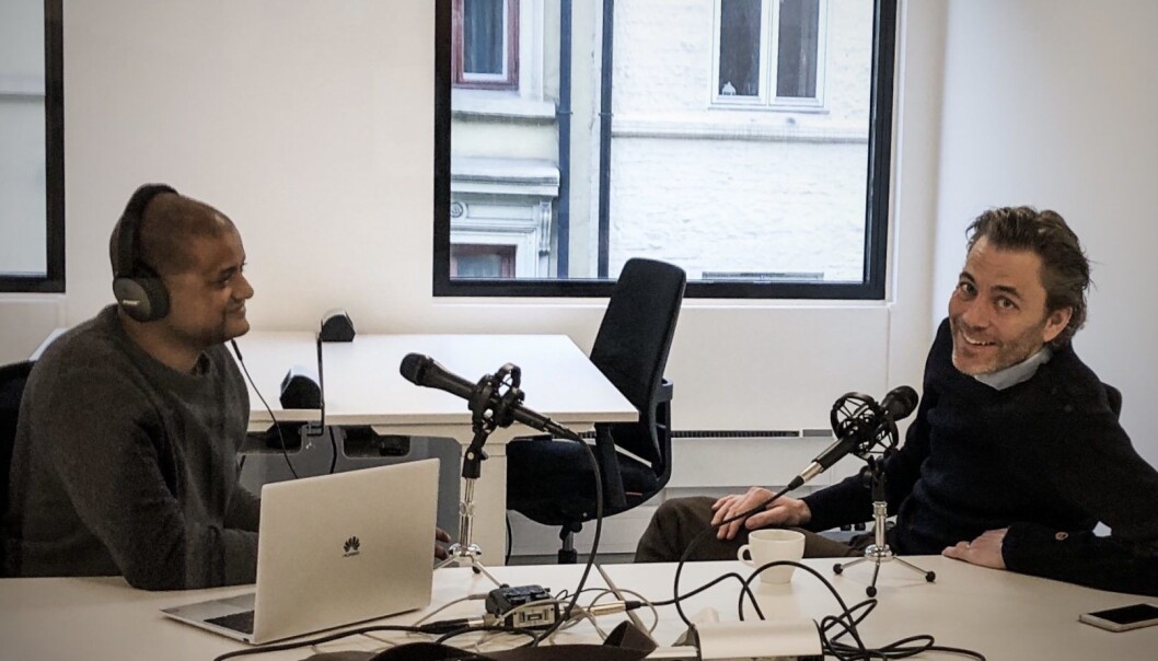 Lucas Weldeghebriel intervjuer Andreas Thorsheim i Otovo i Shifters podcast. Foto: Per-Ivar Nikolaisen Lucas Weldeghebriel intervjuer Andreas Thorsheim i Otovo i Shifters podcast. Foto: Per-Ivar Nikolaisen