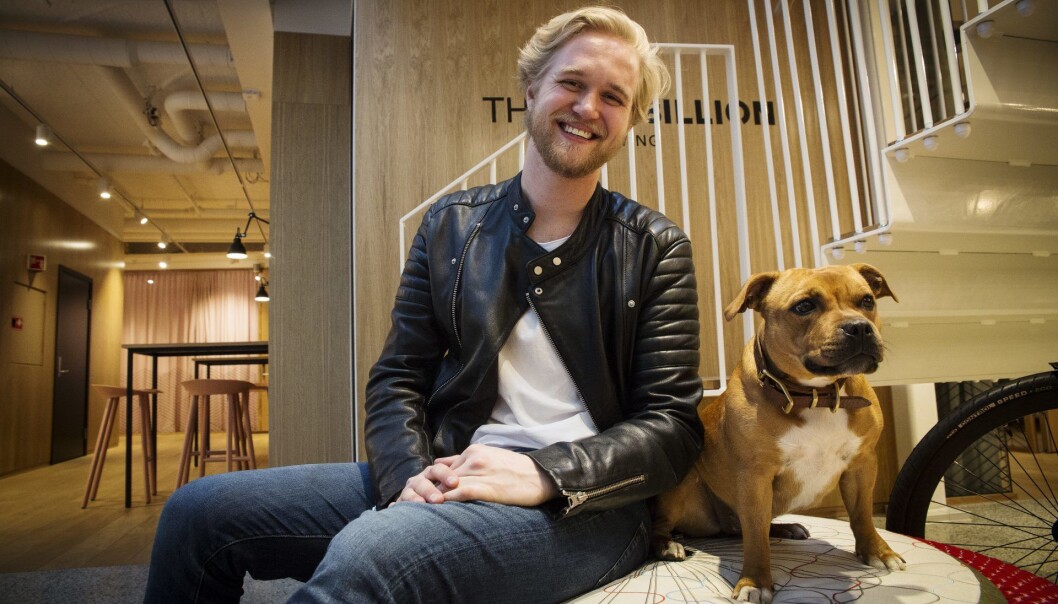Espen Myklebust skal sørge for at Revolut vokser i Norge og Norden. Her med ettåringen hans, Lonnie (t.h.). Foto: Per-Ivar Nikolaisen Espen Myklebust skal sørge for at Revolut vokser i Norge og Norden. Her med ettåringen hans, Lonnie (t.h.). Foto: Per-Ivar Nikolaisen