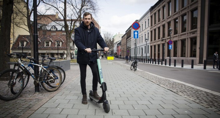 Christian Drabløs er oppgitt over hvor mange sykler fra Tier han har prøvd, men som ikke har virket. Foto: Per-Ivar Nikolaisen Christian Drabløs er oppgitt over hvor mange sykler fra Tier han har prøvd, men som ikke har virket. Foto: Per-Ivar Nikolaisen
