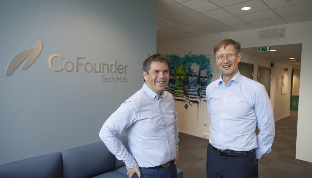 CoFounder og KLP etablerer investeringsfond med 75 millioner kroner rettet mot unge teknologiselskaper i vekst. F.v. styrelder Jan Biti i CoFounder og konserndirektør Aage Schaanning for økonomi og finans i KLP. Foto: Thor Nielsen/CoFounder CoFounder og KLP etablerer investeringsfond med 75 millioner kroner rettet mot unge teknologiselskaper i vekst. F.v. styrelder Jan Biti i CoFounder og konserndirektør Aage Schaanning for økonomi og finans i KLP. Foto: Thor Nielsen/CoFounder