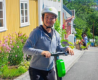 Lime-gründer i Oslo: − Når man parkerer feil med bilen, får man en bot. Over tid kan det være en løsning for sparkesykler.
