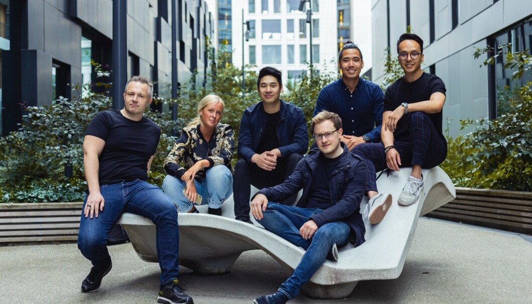 Gründerne bak den norske kryptobørsen MiraiEx. Fra venstre: Øyvind Kvanes, Maren Kleppan, Thuc Tuan Hoang, Steffen Eriksen (foran), Hoang Minh Trinh, Kien Vu.
Foto: Erik Tang Gründerne bak den norske kryptobørsen MiraiEx. Fra venstre: Øyvind Kvanes, Maren Kleppan, Thuc Tuan Hoang, Steffen Eriksen (foran), Hoang Minh Trinh, Kien Vu.
Foto: Erik Tang