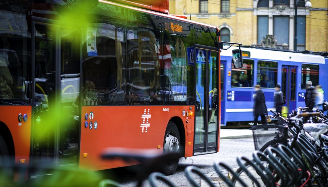 Ny studie har sett på el-sparkesyklenes klimagass-utslipp. Illustrasjonsfoto: Birgitte Haneide/Ruter Ny studie har sett på el-sparkesyklenes klimagass-utslipp. Illustrasjonsfoto: Birgitte Haneide/Ruter
