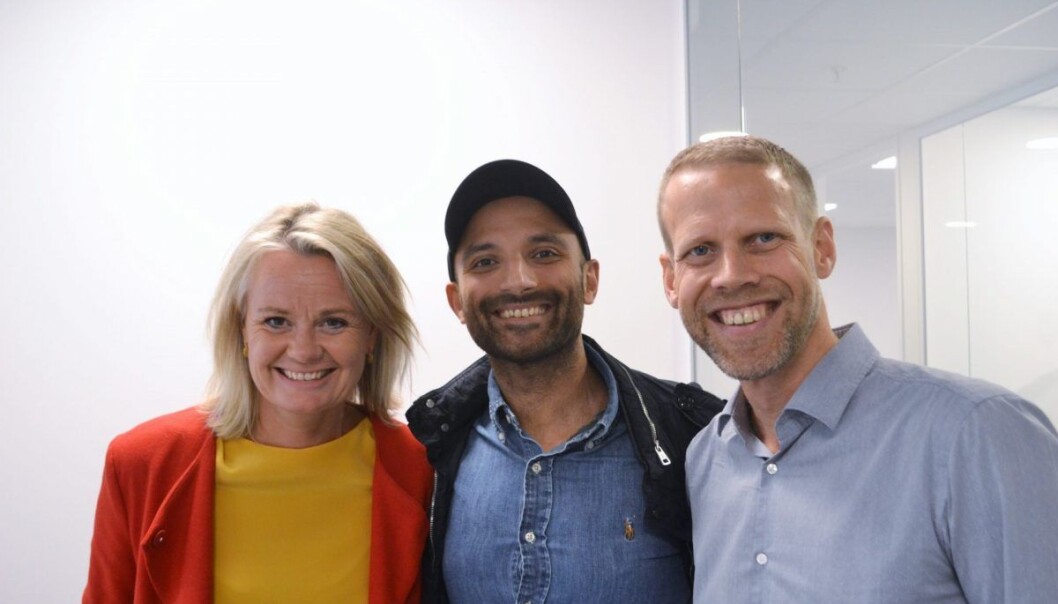 Ingjerd Blekeli Spiten, konserndirektør i DNB, Israr Khan, CDO i Aprila og Dag-Olav Norem, CEO i Folio, diskuterer det siste som har skjedd innen fintech. Foto: Lucas Weldeghebriel Ingjerd Blekeli Spiten, konserndirektør i DNB, Israr Khan, CDO i Aprila og Dag-Olav Norem, CEO i Folio, diskuterer det siste som har skjedd innen fintech. Foto: Lucas Weldeghebriel