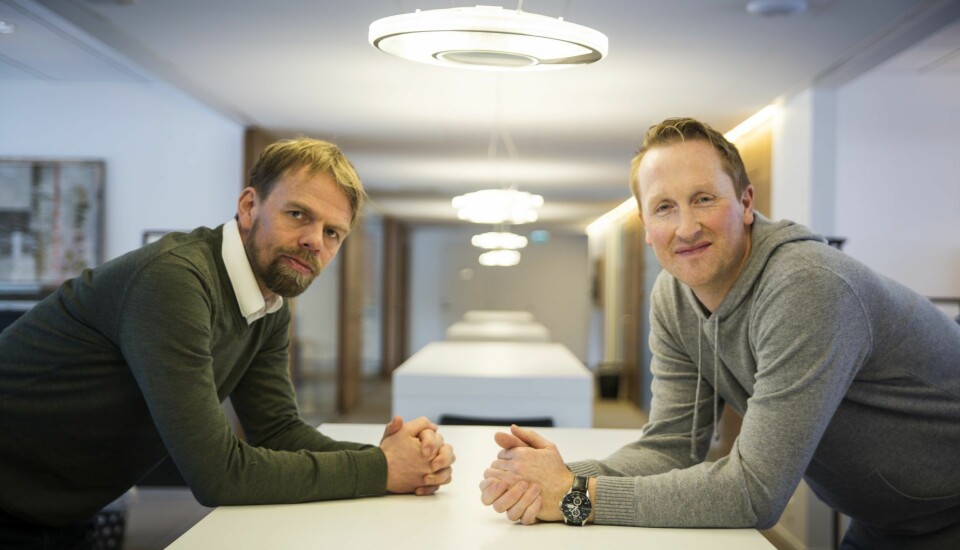 Startup-fabrikken New & Company er blitt en viktig aktør i tech-sektoren i Bergen, og har prosjekter både innen mobilitet, renovasjon, regnskap, m.m. Her med Anders Waage Nilsen og Hans Kristian Aas (t.h.). Foto: Per-Ivar Nikolaisen