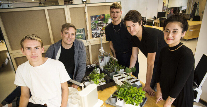Marius Aabels nye team. Fra venstre: Adrian Haga, Aabel selv, Marius Vabo, Eivind Hyldmo og Nanette Lindrupsen. Foto: Per-Ivar Nikolaisen Marius Aabels nye team. Fra venstre: Adrian Haga, Aabel selv, Marius Vabo, Eivind Hyldmo og Nanette Lindrupsen. Foto: Per-Ivar Nikolaisen