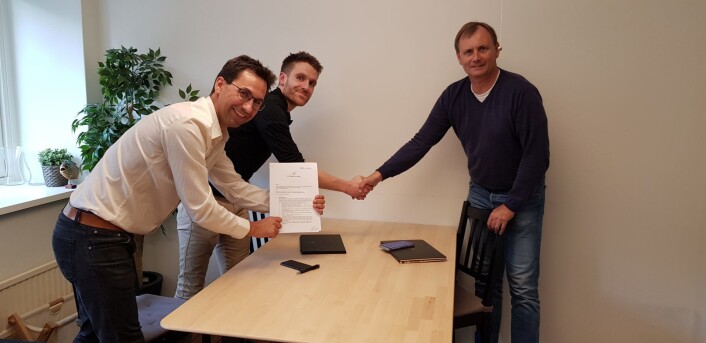 Fra venstre: Daglig leder i morselskapet Jørn Lein-Mathisen, med påtroppende daglig leder i Stay.Plus, Klaus Hjermann, sammen med styreleder Tore Hofstad. Foto: Privat  Fra venstre: Daglig leder i morselskapet Jørn Lein-Mathisen, med påtroppende daglig leder i Stay.Plus, Klaus Hjermann, sammen med styreleder Tore Hofstad. Foto: Privat