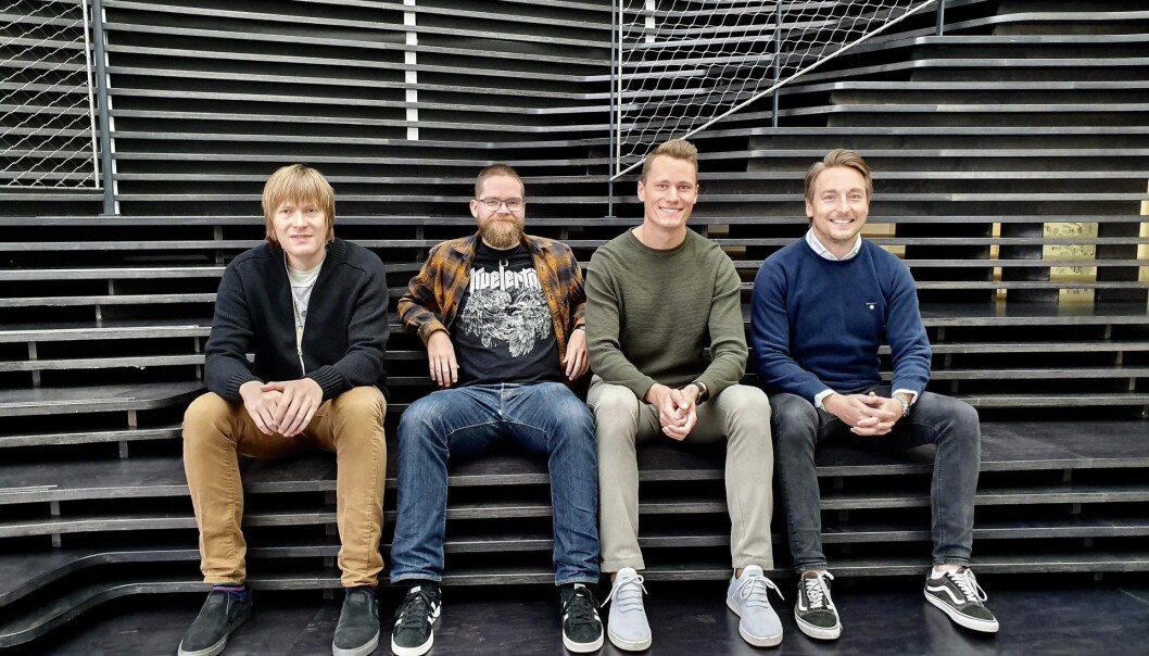 Unloc har ansatt Raymond Gulbrandsen fra DNB, UX-designer Håvard Seljevold fra Knowit og Pål Berget, som jobbet med salg i Storebrand. Her sammen med daglig leder Kris Riise. Foto: Unloc Unloc har ansatt Raymond Gulbrandsen fra DNB, UX-designer Håvard Seljevold fra Knowit og Pål Berget, som jobbet med salg i Storebrand. Her sammen med daglig leder Kris Riise. Foto: Unloc
