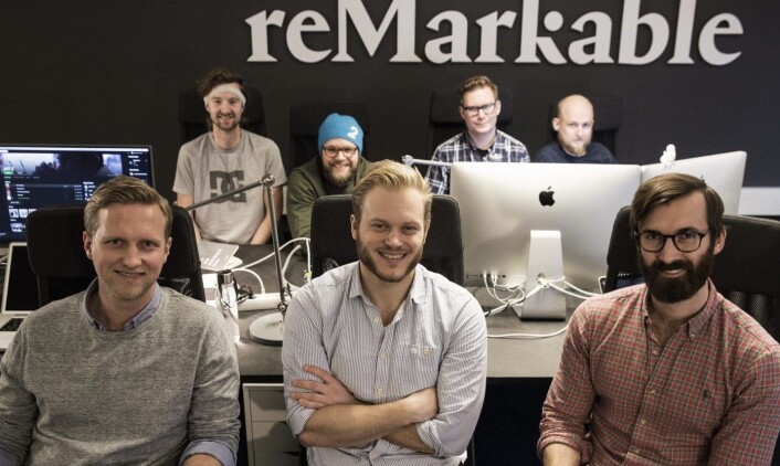 Teamet i reMarkable i november 2016. Nå er de over 80 ansatte. Foran fra venstre: VP Communication Henrik Gustav Faller, gründer og CEO Magnus Haug Wanberg, CMO Magnus Heimsjø. Bak fra venstre: VP Marketing Sigurd Gran-Jansen, CDO Mats Herding Solberg, VP Tech Øyvind Skaar , CTO Martin Sandsmark. Foto: Per-Ivar Nikolaisen Teamet i reMarkable i november 2016. Nå er de over 80 ansatte. Foran fra venstre: VP Communication Henrik Gustav Faller, gründer og CEO Magnus Haug Wanberg, CMO Magnus Heimsjø. Bak fra venstre: VP Marketing Sigurd Gran-Jansen, CDO Mats Herding Solberg, VP Tech Øyvind Skaar , CTO Martin Sandsmark. Foto: Per-Ivar Nikolaisen