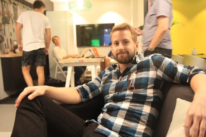 Mats Brun (28), nyutdannet matematiker som opplever et trått jobbmarked, håper en startup kan være løsningen. Foto: Lucas H. Weldeghebriel Mats Brun (28), nyutdannet matematiker som opplever et trått jobbmarked, håper en startup kan være løsningen. Foto: Lucas H. Weldeghebriel