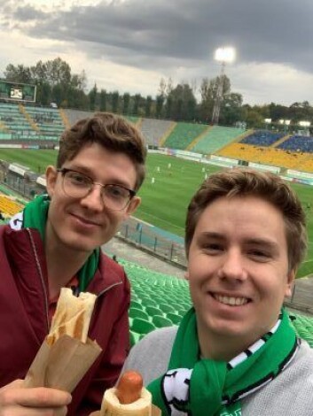 Gründer Marius Norheim (t.v.) og utvikler Jan Runo i Investant Tech og Trademate Sports var ikke uten videre imponert over ukrainsk elitefotball, men mener fortsatt at de kan spå utfallet av kampene bedre enn bookmakerne. Gründer Marius Norheim (t.v.) og utvikler Jan Runo i Investant Tech og Trademate Sports var ikke uten videre imponert over ukrainsk elitefotball, men mener fortsatt at de kan spå utfallet av kampene bedre enn bookmakerne.