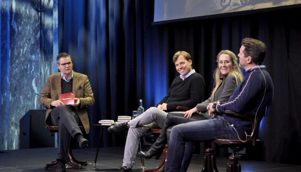 CEO i TheFactory Ingar Bentsen var ordstyrer under paneldebatten om gründerstyret med Pål T Næss, Vibeke Fængsrud og Axel Bentsen. Foto: Torill Henriksen CEO i TheFactory Ingar Bentsen var ordstyrer under paneldebatten om gründerstyret med Pål T Næss, Vibeke Fængsrud og Axel Bentsen. Foto: Torill Henriksen