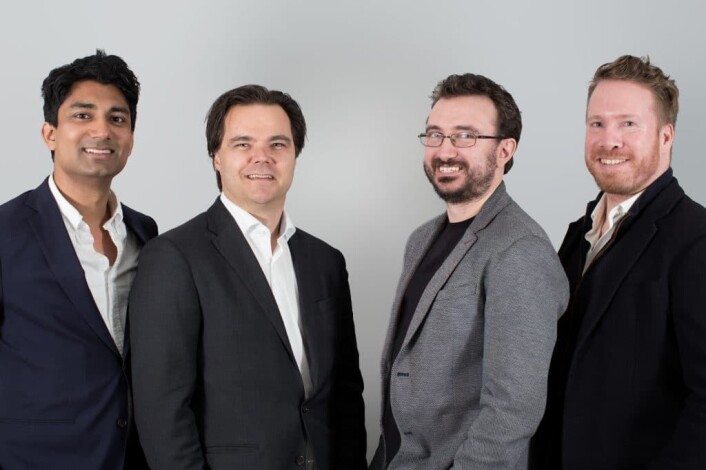 <span style="font-size: 16px; line-height: 1.5;">HuddleStock fra Stavanger har kontor på Level 39 i London. (f.v) Murshid M. Ali og Øyvind Hovland, Nick Gains og Michel Van Tol. </span> <span style="font-size: 16px; line-height: 1.5;">HuddleStock fra Stavanger har kontor på Level 39 i London. (f.v) Murshid M. Ali og Øyvind Hovland, Nick Gains og Michel Van Tol. </span>