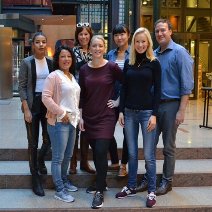 Techfugees Oslo Hackathon-team: Fra venstre: Laila-Josefin Azhar (UT:Studentbyrå), Ida Faldbakken (Katapult Tech Fest), Karina Birkeland Lome (Finn.no), Louise Fuchs (Schibsted), Kea Zhang, Tiril Slemdal Bergersen (Schibsted)og Thomas Ford (Schibsted). Techfugees Oslo Hackathon-team: Fra venstre: Laila-Josefin Azhar (UT:Studentbyrå), Ida Faldbakken (Katapult Tech Fest), Karina Birkeland Lome (Finn.no), Louise Fuchs (Schibsted), Kea Zhang, Tiril Slemdal Bergersen (Schibsted)og Thomas Ford (Schibsted).