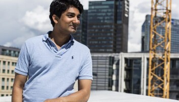 Murshid M. Ali i Huddlestock på taket av Operaen da han i 2016 første gang ble intervjuet av Shifter om sitt gründerprosjekt, dere han ville hjelpe vanlige folk å tjene peenger på aksjer. . Foto: Per-Ivar Nikolaisen Murshid M. Ali i Huddlestock på taket av Operaen da han i 2016 første gang ble intervjuet av Shifter om sitt gründerprosjekt, dere han ville hjelpe vanlige folk å tjene peenger på aksjer. . Foto: Per-Ivar Nikolaisen