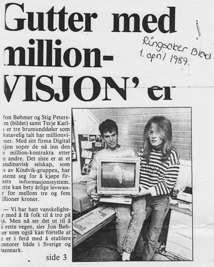 Jon Bøhmer og kameraten i lokalavisa Ringsaker Blad på 80-tallet, da de skulle erobre verden. Jon Bøhmer og kameraten i lokalavisa Ringsaker Blad på 80-tallet, da de skulle erobre verden.